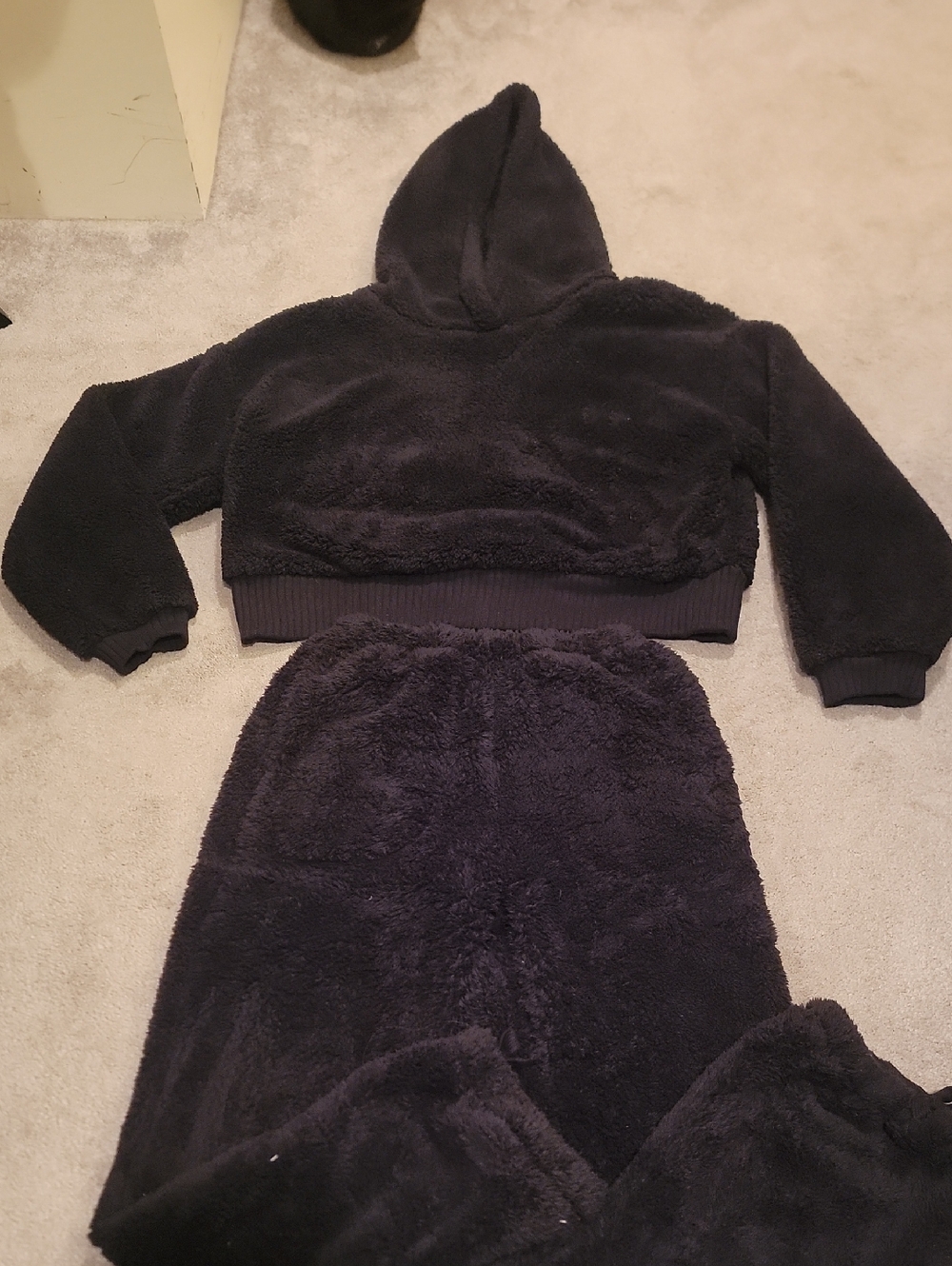 GAP Plush Fleece Hooded Crop Sweatshirt And Warm Up Pants